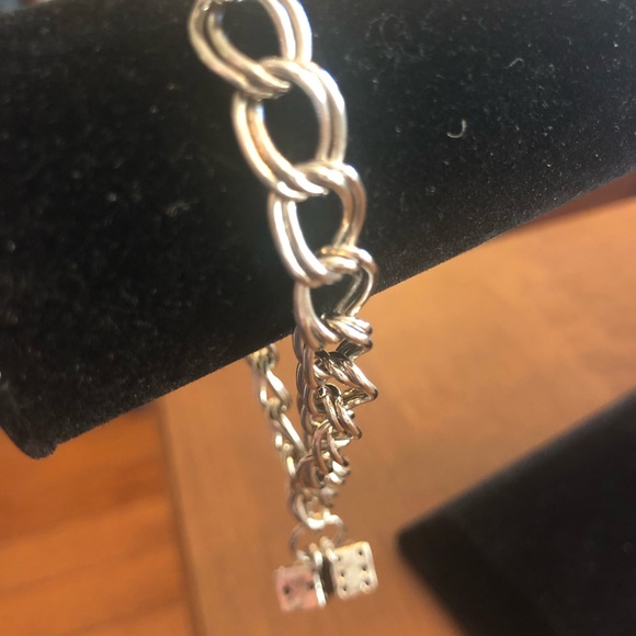 Pewter Link Bracelet With Dice Charm - Picture 4 of 4